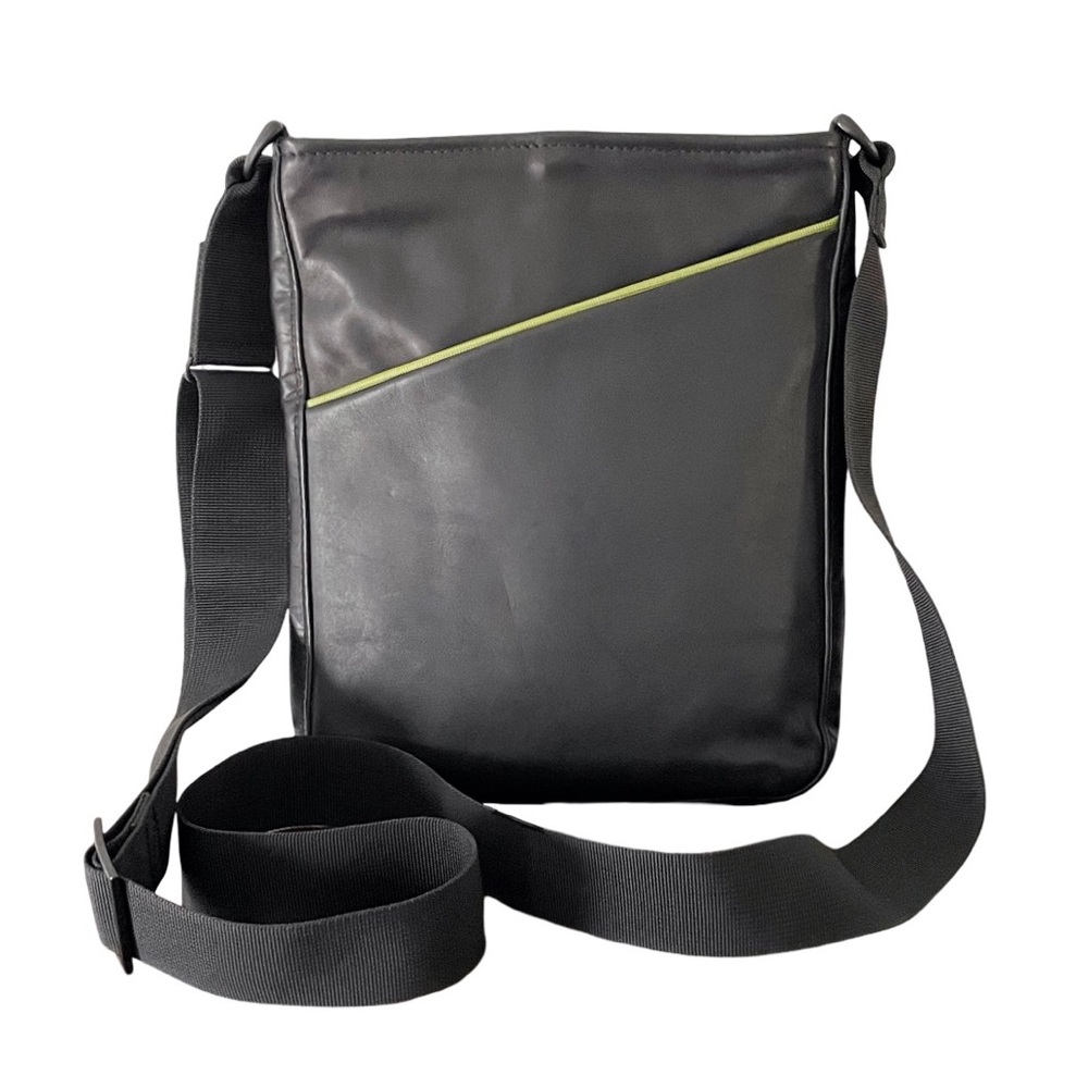 Waterfield San Francisco USA black leather crossbody bag neon